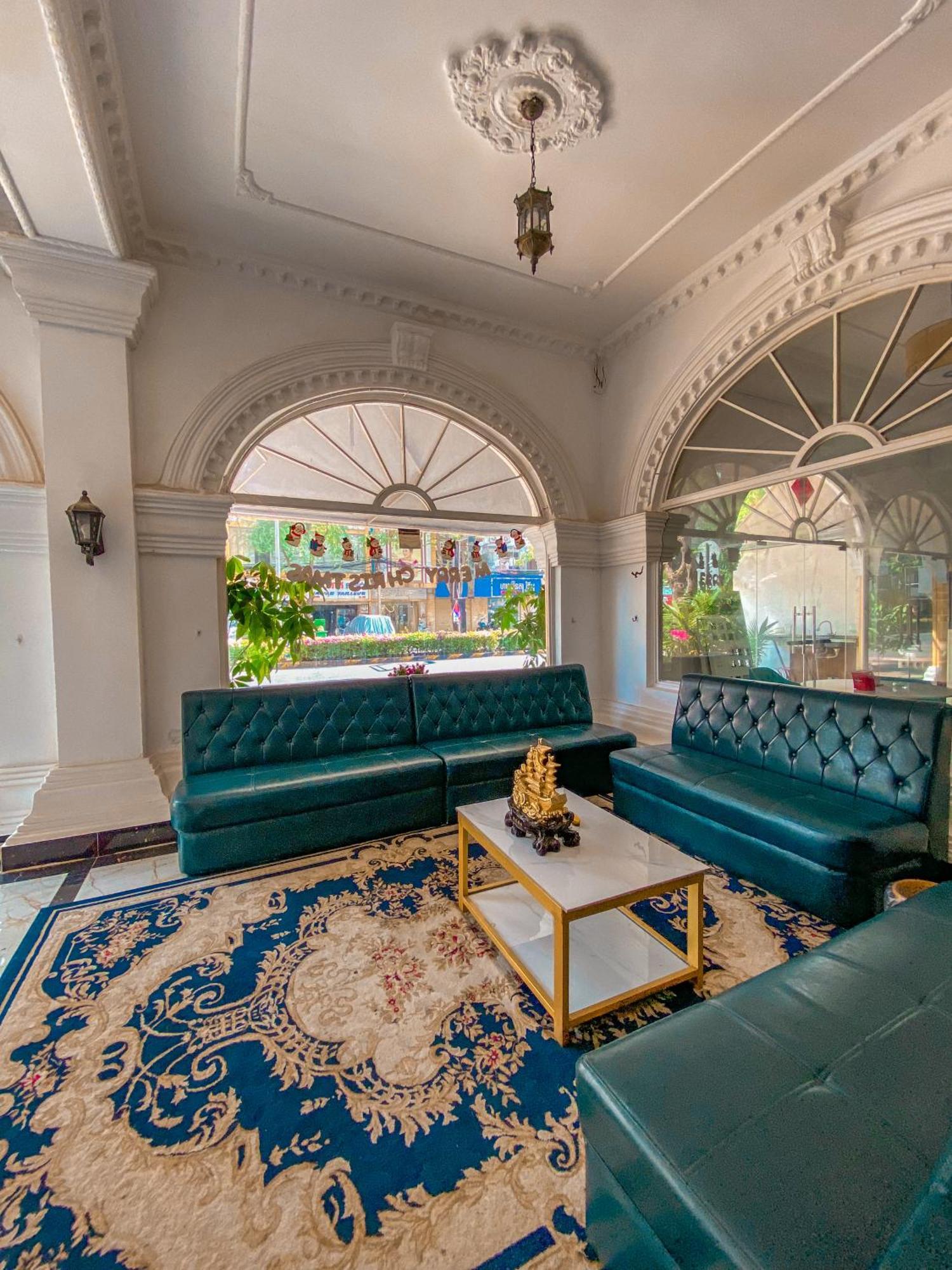 Le Casablanca Hotel Phnom Penh Eksteriør bilde
